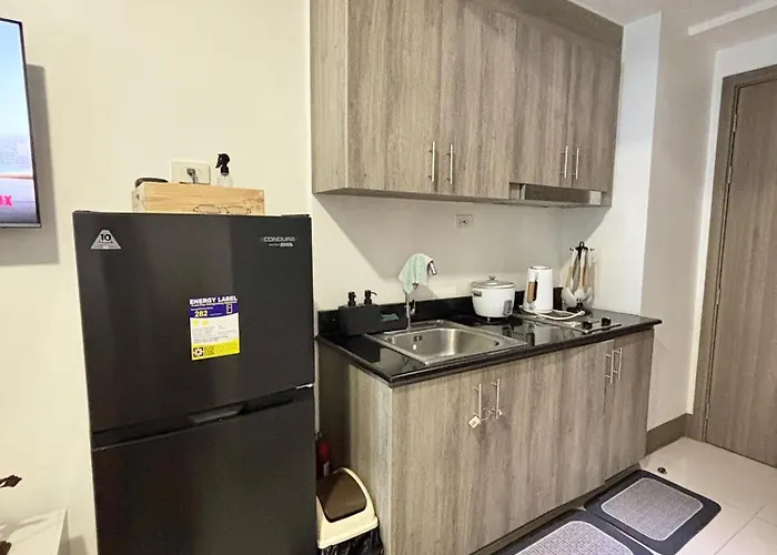 Fame Residences 1br Unit By Labelle Apartahotel